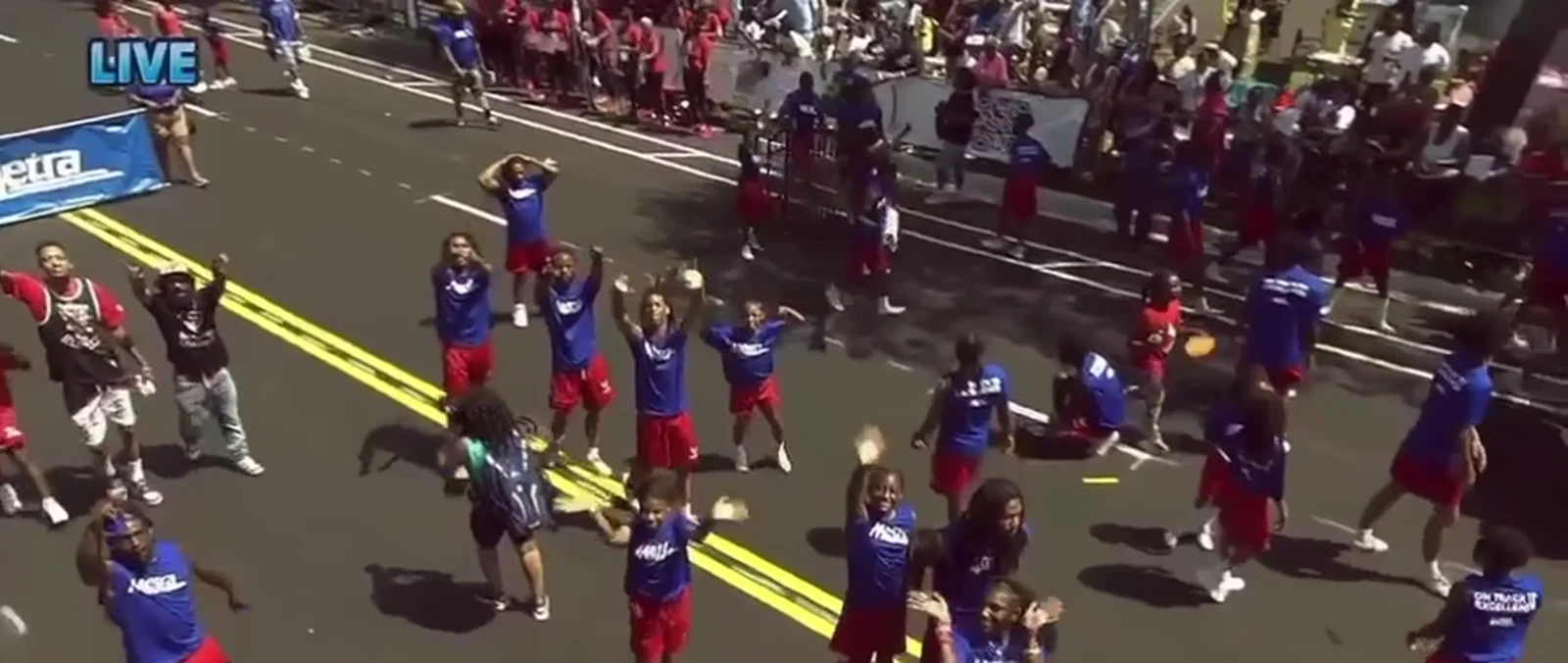 Bud Billiken Parade — video still
